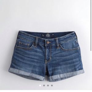 Hollister shorts!